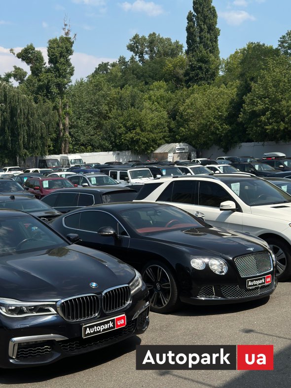 "АвтопаркUA" - это не просто автосалон, это полноценная "экосистема", предоставляющая весь спектр услуг для автовладельцев