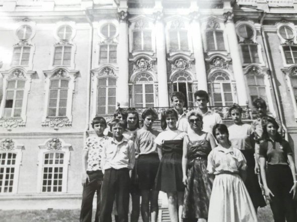 Активісти школи з екскурсією в Ленінграді