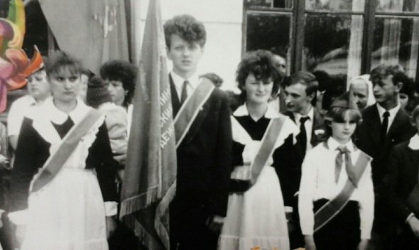 Валерій Федорович був прапороносцем і брав активну участь у житті школи