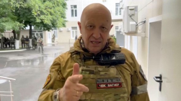 Військовий злочинець Пригожин заявляє, що піде з «вагнерівцями» на Москву, 24 червня 