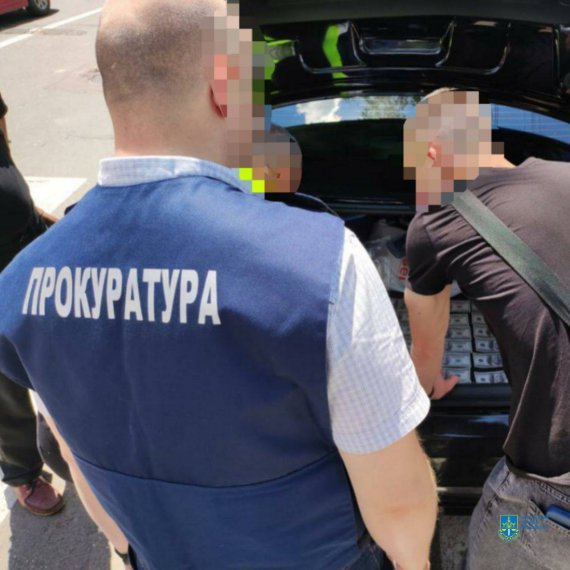 На Буковине сообщено о подозрении гадалке и адвокату