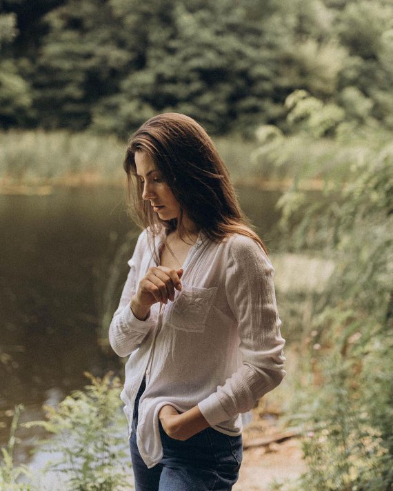 Антоніна Хижняк влаштувала фотосесію на природі