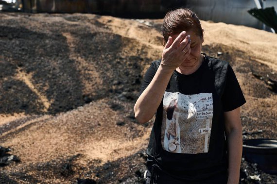 На Одещині  росіяни знищили зерно, яке українці виростили під сиренами та зібрали під ракетними обстрілами