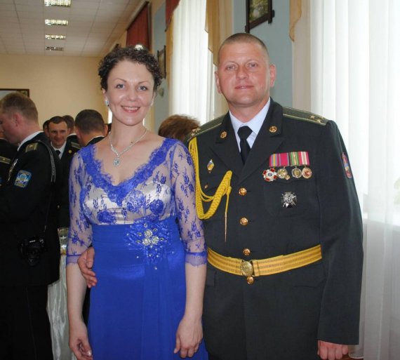 Дружині Валерія Залужного Олені виповнилося 45 років