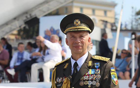 Командующему Сухопутными войсками ВСУ Александру Сырскому исполнилось 58 лет