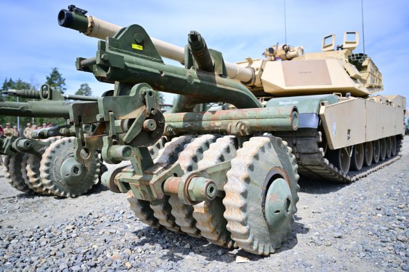 Танки Abrams M1A1 на немецкой базе Графенвер