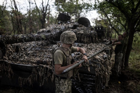 Украинские войска на фронте возле Бахмута