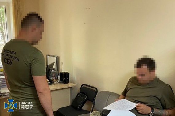 СБУ задержала в Одесской области военного бухгалтера, который присвоил более 10 млн грн морпехов
