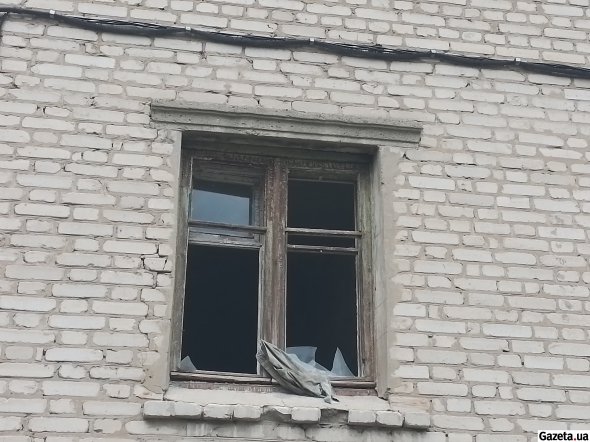 Розбиті вікна - наслідки роботи ворожої артилерії