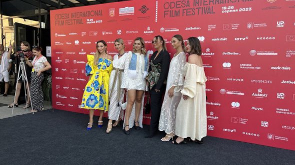 У Чернівцях відкрили Одеський міжнародний кінофестиваль, який відбуватиметься з 19 по 26 серпня
