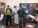 У вівторок оперативники, слідчі і прокурори провели понад 200 одночасних обшуків у медико-соціальних експертних і військово-лікарських комісіях, територіальних центрах комплектування та соціальної підтримки