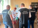 У вівторок оперативники, слідчі і прокурори провели понад 200 одночасних обшуків у медико-соціальних експертних і військово-лікарських комісіях, територіальних центрах комплектування та соціальної підтримки