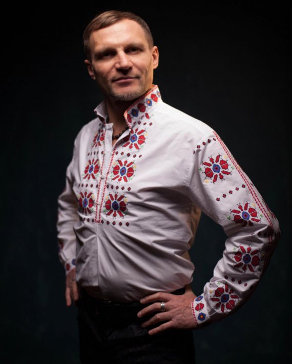 Олег Скрипка считает, что мужчин нужно выпускать за границу
