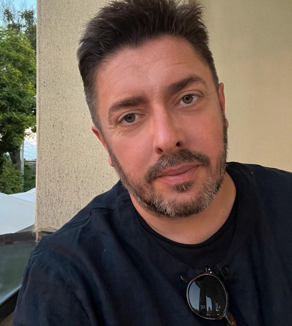 Олексій Суханов знищив російський паспорт