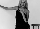 Даша Цветкова устроила сексуальную фотосессию