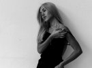 Даша Цветкова устроила сексуальную фотосессию