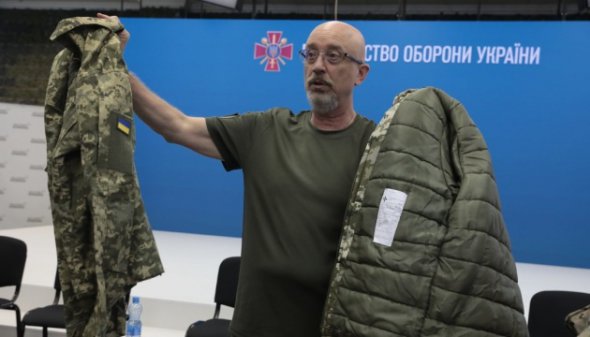 Скандал з куртками - один з останніх, що підскосив репутацію Резнікова та міністерства 