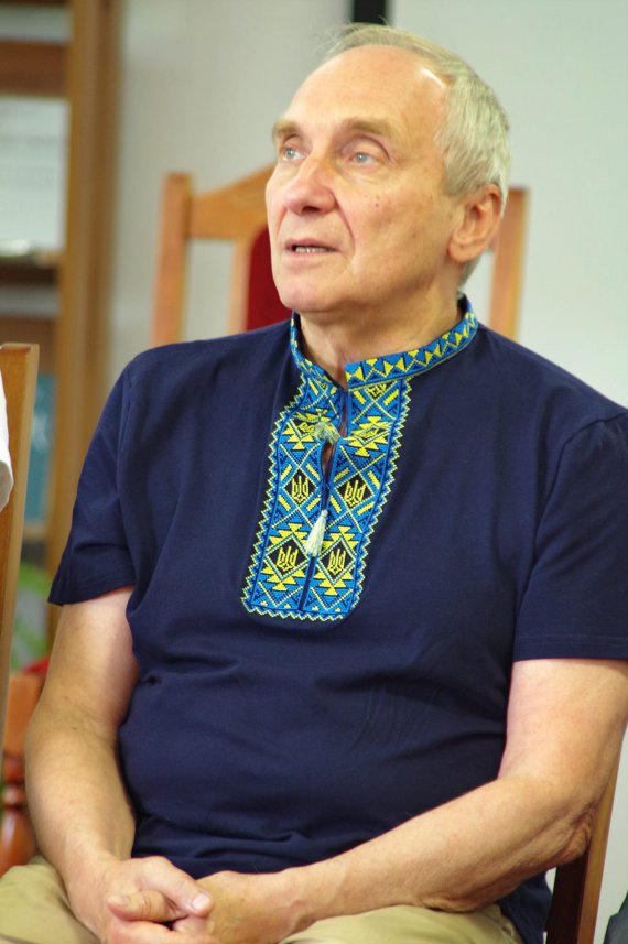 Игорь Козловский – автор более 50 научных книг и более 200 статей в словарях, энциклопедиях, научных периодических изданиях