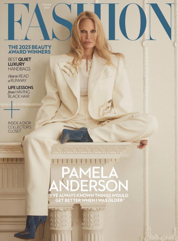 Памела Андерсон знялась для обкладинки канадського глянцю Fashion
