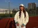 Леся Нікітюк блиснула ідеальними ногами на тенісному корті 