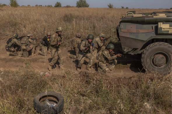 Тренировка украинских военных в Донецкой области