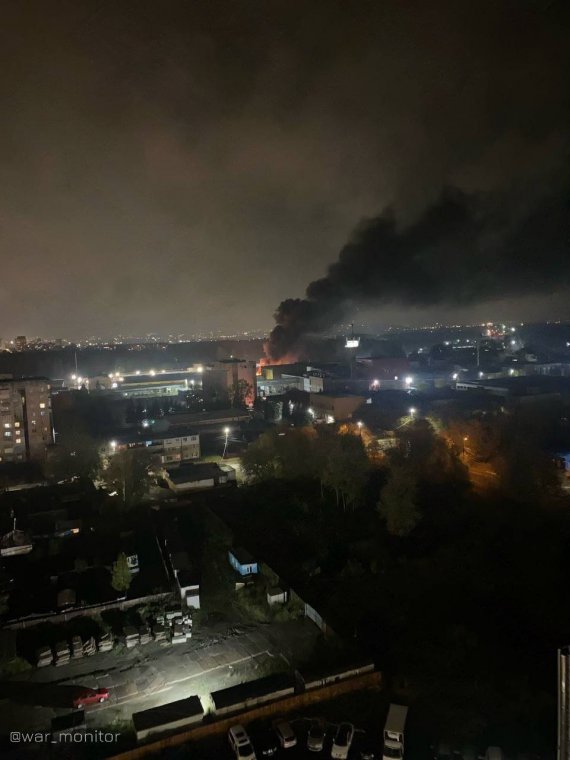 Вибухи і пожежа у Брянську