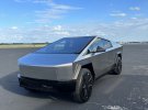 Tesla розпочинає поставки електричного пікапа Cybertruck