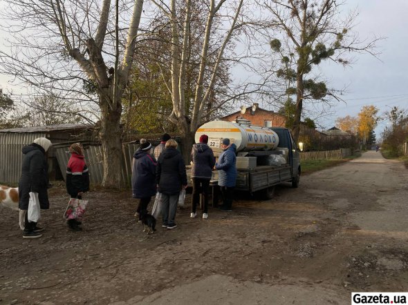 Село Коротич основано в XVII веке. Первое упоминание слободы в источниках датировано 1686 годом. Во время Второй мировой войны поселок несколько раз оккупировали