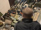 СБУ разоблачила в трех областях организаторов незаконной торговли оружием