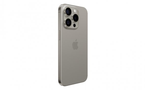 Apple iPhone 15 Pro та Pro Max з ультрамодним дизайном та низкою технічних переваг. В обох – по три об'єктиви для зйомки під надшироким кутом