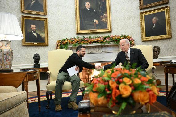 Президент України Володимир Зеленський зустрівся із президентом Сполучених Штатів Америки Джозефом Байденом у Білому домі