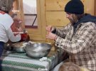 Кацуріна показала, як відпочиває з Дантесом у Карпатах