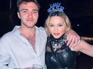 Мадонна порадовала фанов новыми фото в дерзких образах