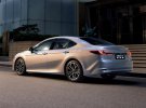 Toyota Camry поступила в продажу в Китае