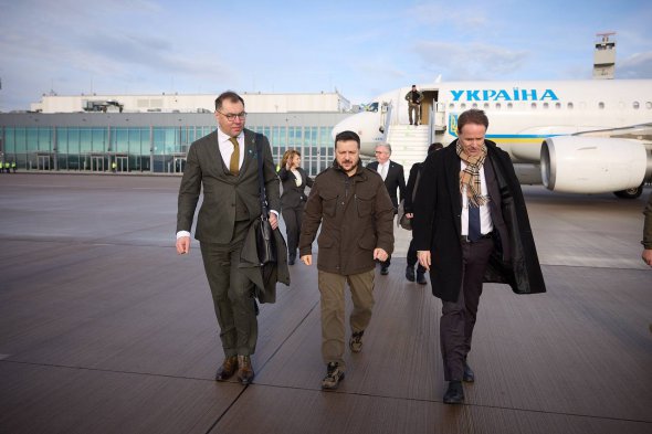 Президента Володимира Зеленського зустріли у Німеччині