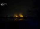 ДСНС показала фото з місця, де сталася пожежа у Києві