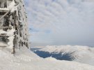 В течение суток выпало значительное количество свежего снега