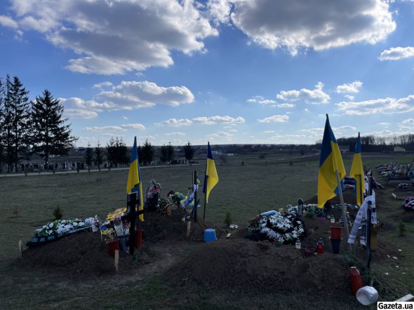 Кладбище в Макове расположено на окраине села