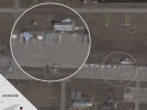 Американський OSINT-фахівець Бреді Африк опублікував супутникові знімки з аеродрому у Краснодарському краї, який атакували безпілотники