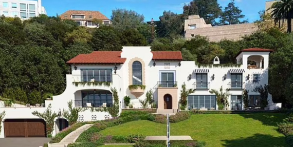 У Лос-Анжелесі продають будинок, в якому ніхто не хоче жити