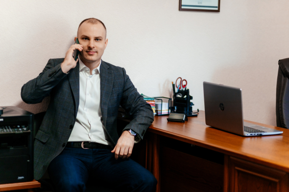 Олександр Малик має високий рівень довіри серед клієнтів, оскільки обізнаний в законодавстві, та професіонал своєї справи