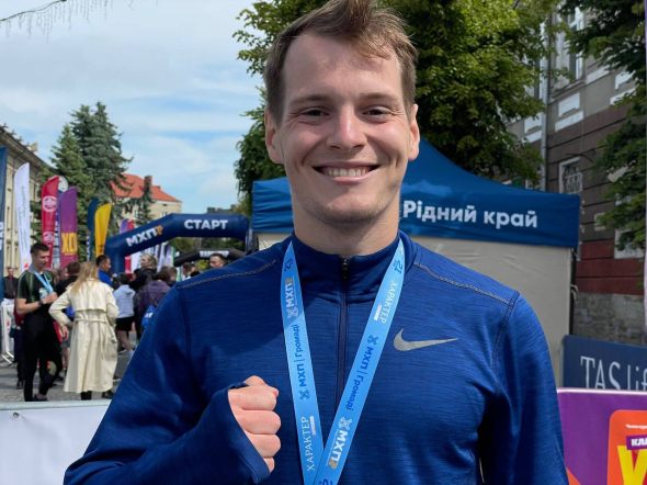 Сергій Сальтевський у напівмарафоні в Тернополі встановив особистий рекорд. 21-кілометрову дистанцію подолав за 1 год. 14 хв. 