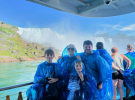 Ирина Федишин с семьей показалась у Ниагарского водопада