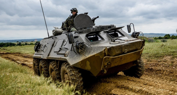 Подібні БТР мала відремонтувати фірма "СТІЛ ВОРК". Але ЗСУ так і не отримали оновлених бронетранспортерів