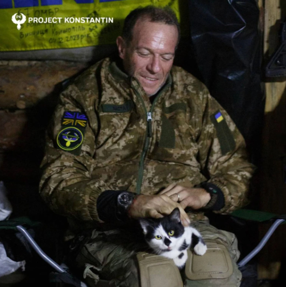 У січні цього року Пітер Фуше склав присягу і доєднався до Збройних сил України як бойовий медик
