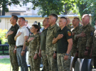 У Києві випустили понад 50 командирів, які пройшли "Вишкіл капітанів". Офіцерів готували за оновленою програмою, яка була адаптована під умови бойових дій, що нині склалися на фронті