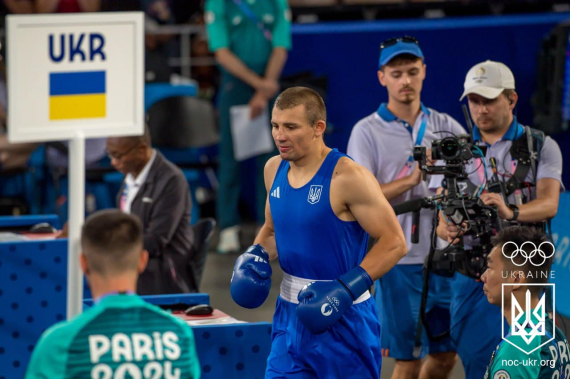 Украинский боксер Александр Хижняк стал олимпийским чемпионом по боксу