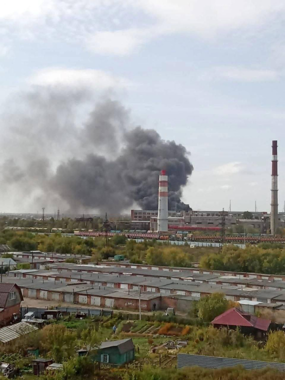 В Омске горит танковый завод