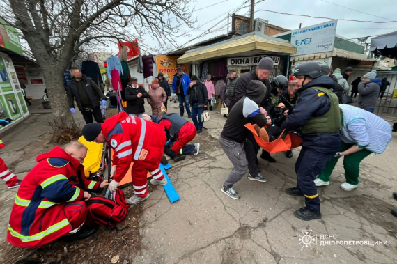 Російські війська завдали удару по центральному ринку в Нікополі