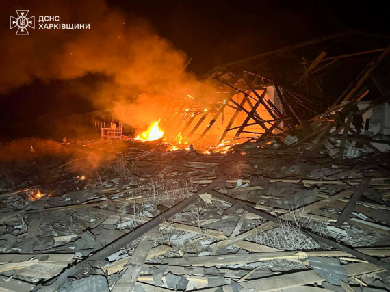 Окупанти вдарили по Харківщині: рятувальники показали наслідки